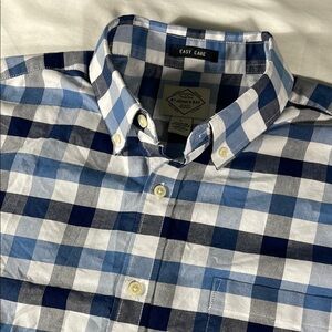 St. John's Bay mens blue plaid rugged long sleeve button down shirt - size L